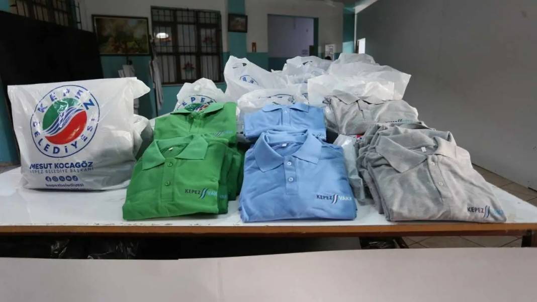 Kepez’de Kadın Eli Değen Atölye Milyonluk Tasarruf Sağlıyor! 3